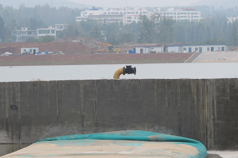 法蘭蝶閥，補償器