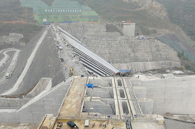 半球閥，補(bǔ)償器